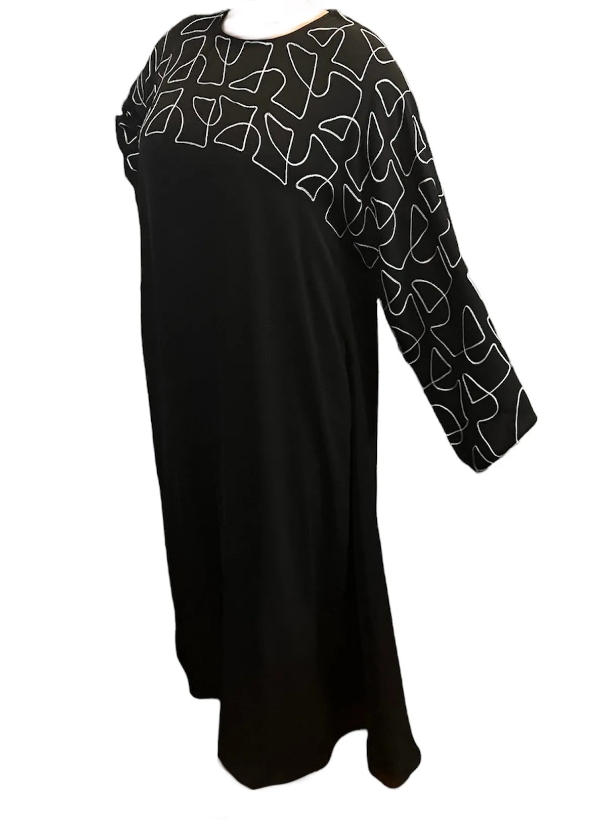 Black Kuwaiti Abayas Variants 17-32