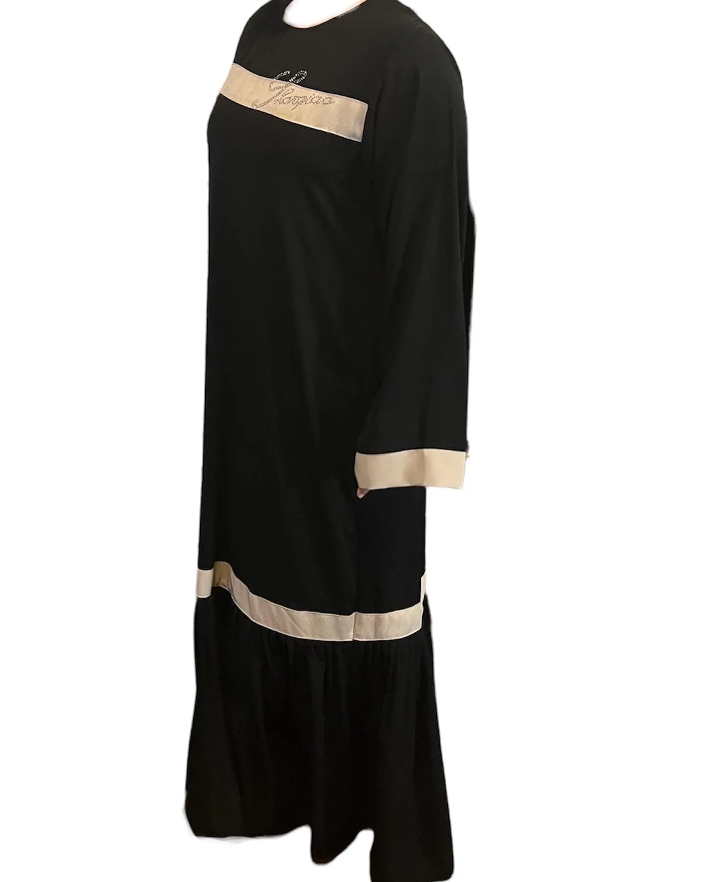 Black Kuwaiti Abayas Variants 17-32