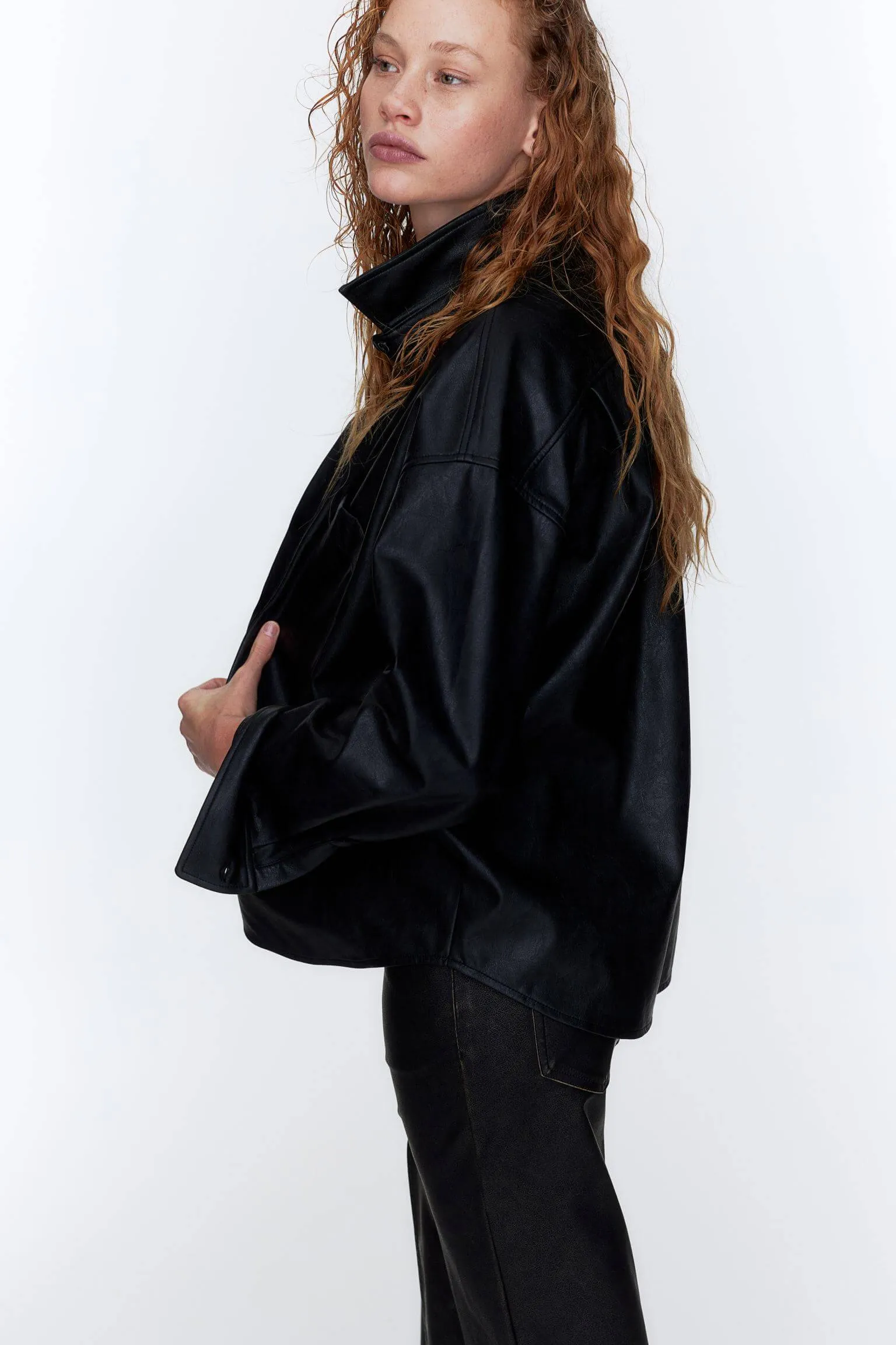 H&M Oversized Coated Shirt, black